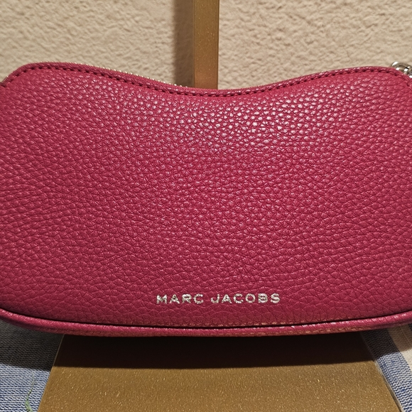 Marc Jacobs Pink Leather Wristlet - Picture 5 of 7